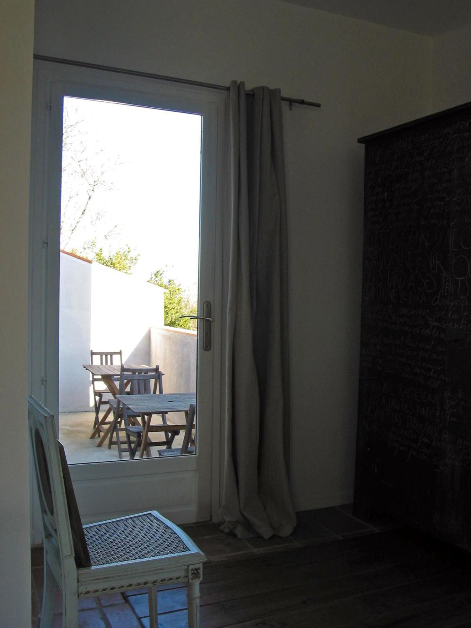 Le Relais Des Chartreuses Hotel Le Boulou Bagian luar foto