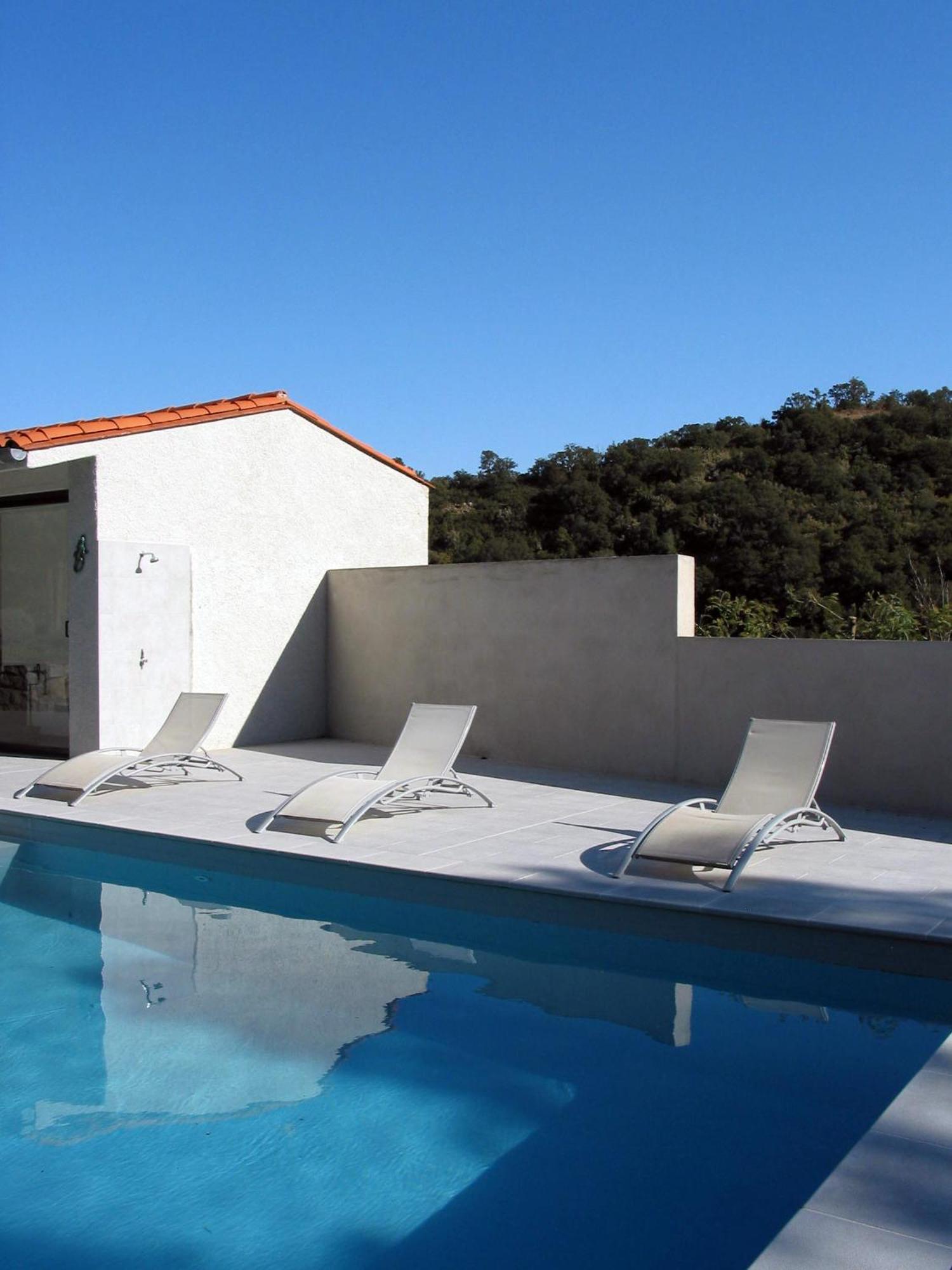 Le Relais Des Chartreuses Hotel Le Boulou Bagian luar foto