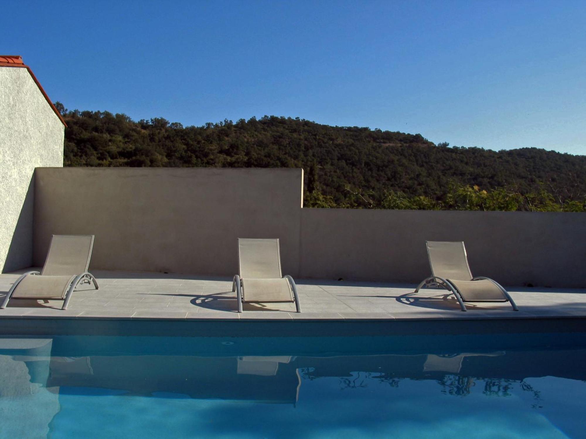 Le Relais Des Chartreuses Hotel Le Boulou Bagian luar foto