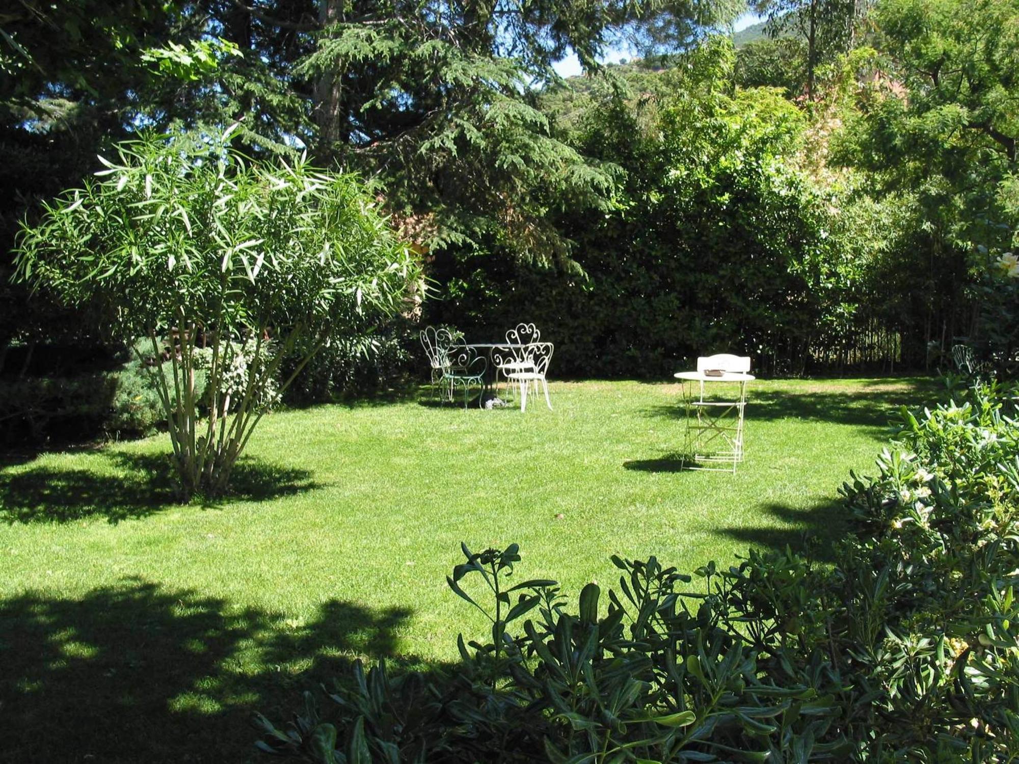 Le Relais Des Chartreuses Hotel Le Boulou Bagian luar foto