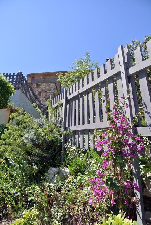 Le Relais Des Chartreuses Hotel Le Boulou Bagian luar foto